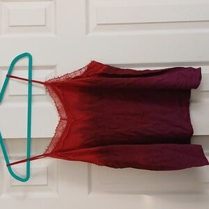 Womans dip dye tank with lace